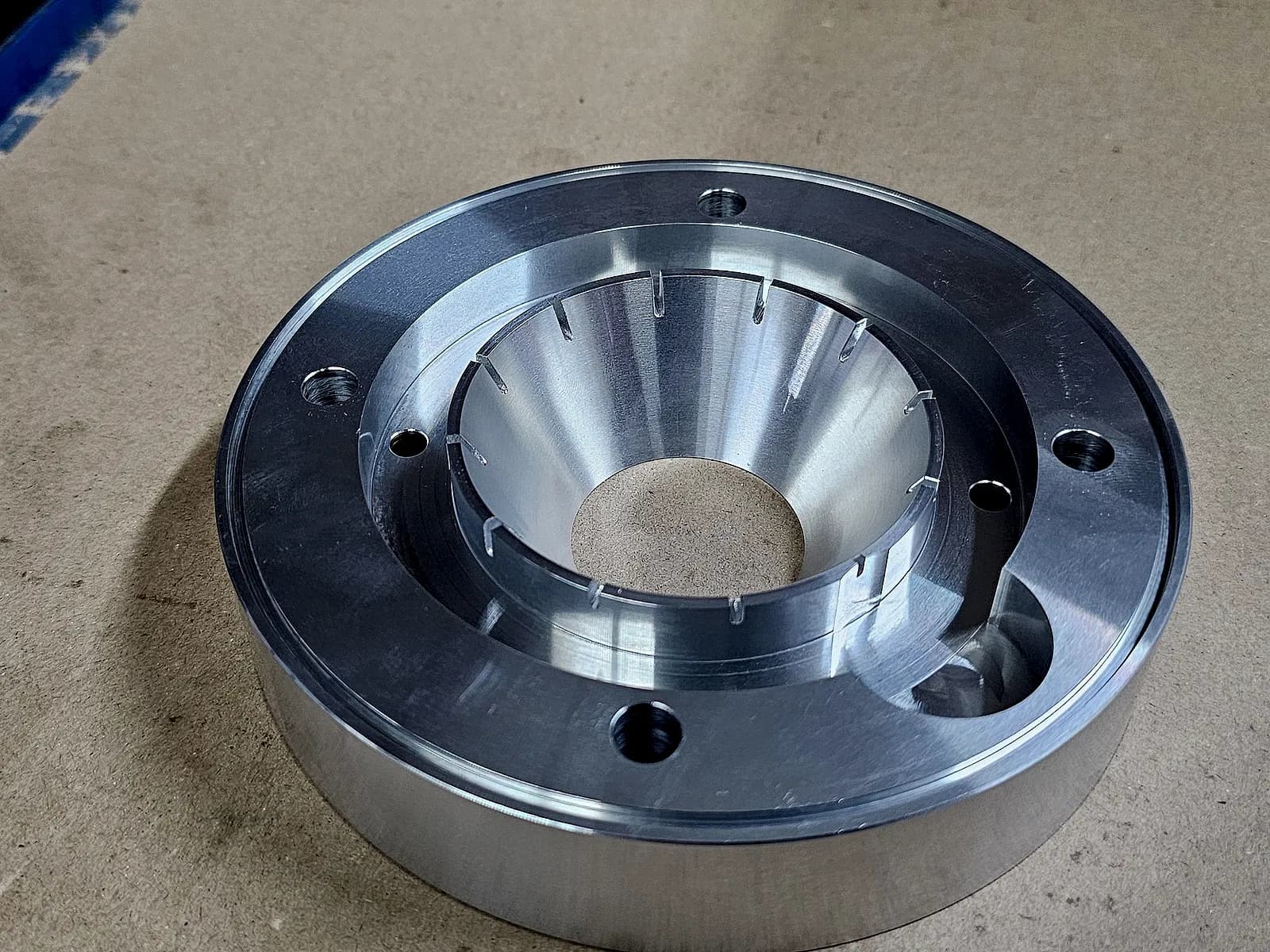 Flansch – Aluminium · gedreht und gefräst