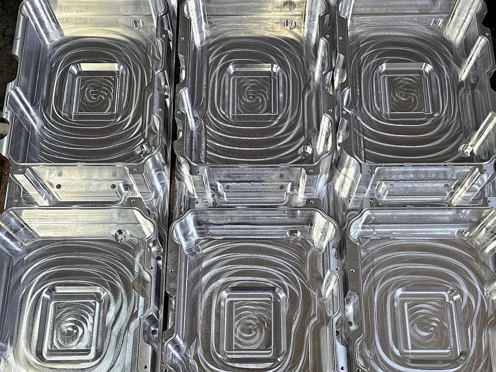Gehäuse mit Innenkontur – Aluminium · gefräst